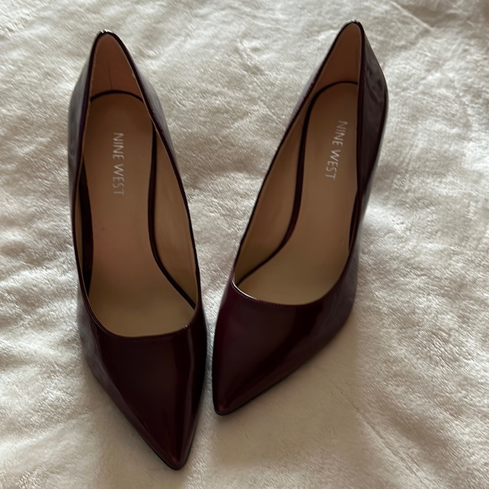 Nine West pumps